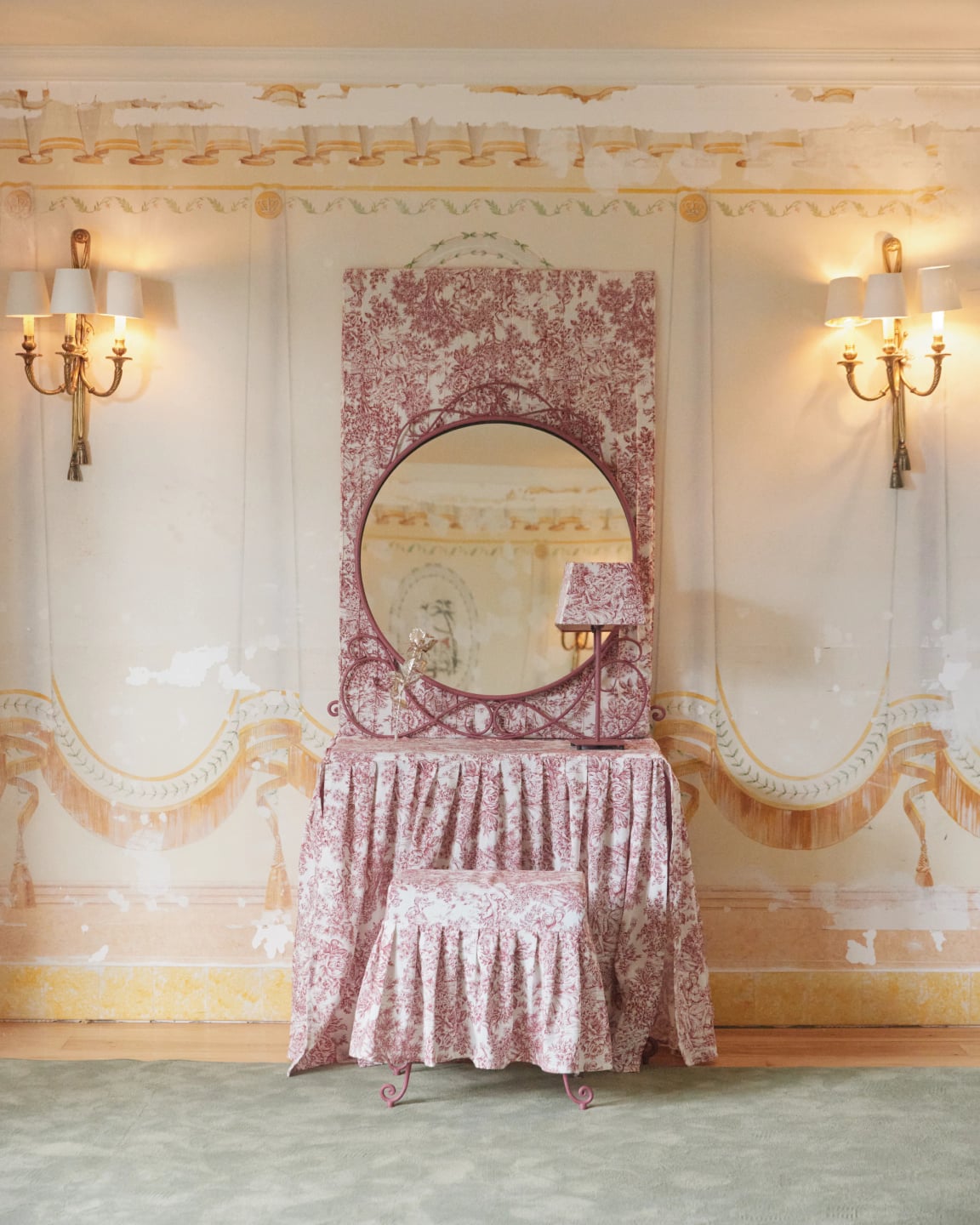 Carousel image 14