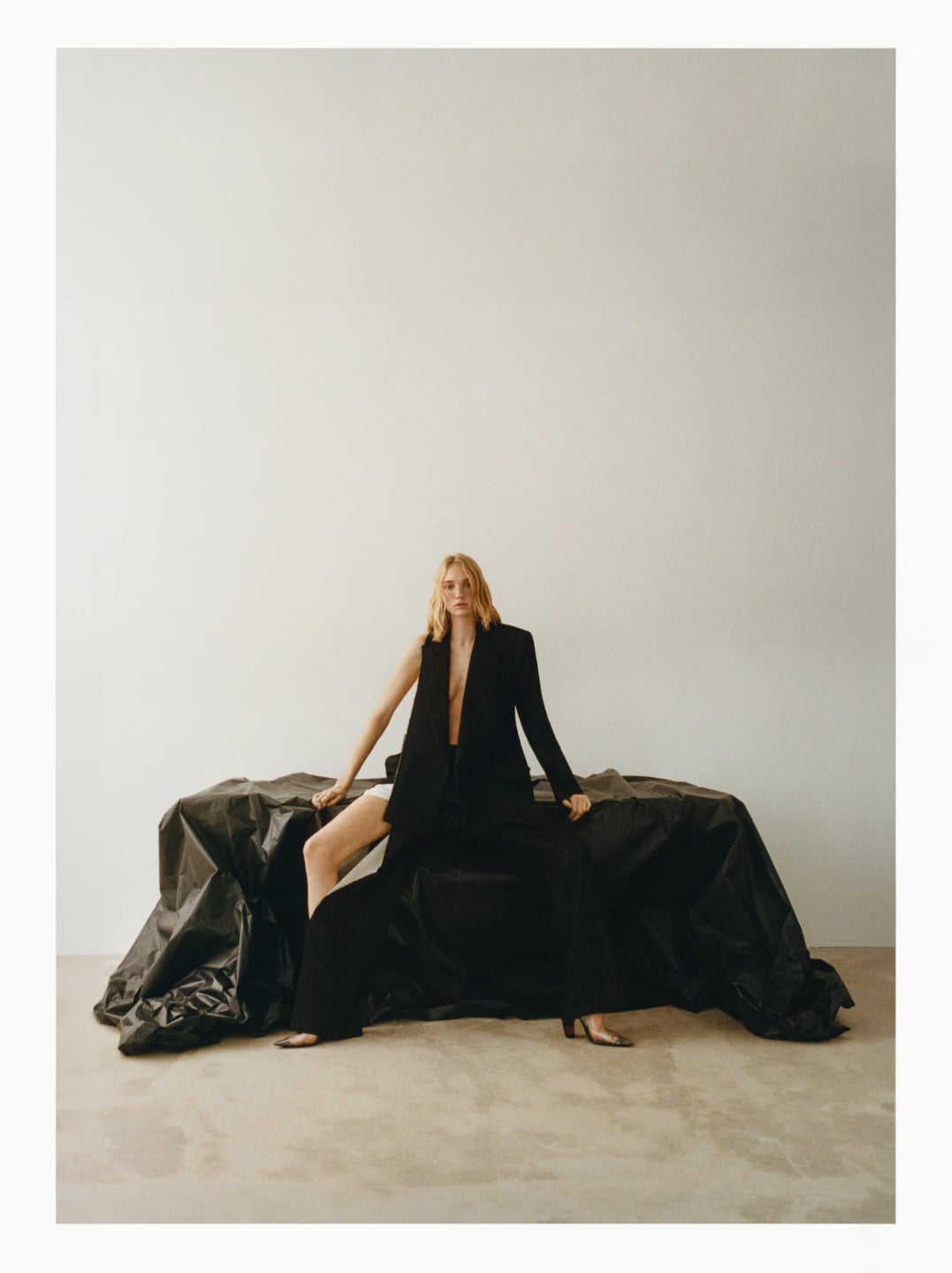 Carousel image 7